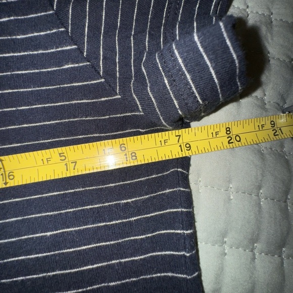 Vince Black and White Striped Short Sleeve Tee. Size medium. EUC - Picture 6 of 10